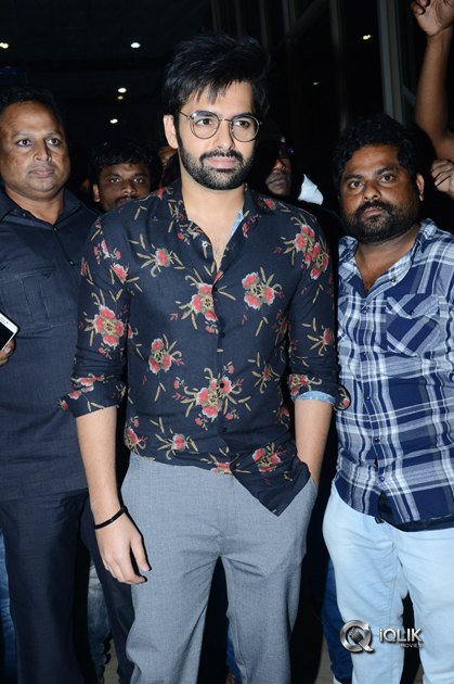 Vunnadhi-Okate-Zindagi-Movie-Audio-Launch